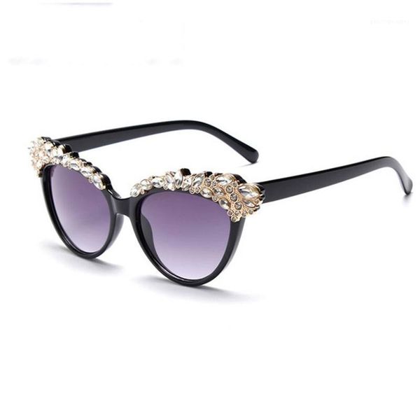 sunglasses luxury fashion rhinestone cat eye women designer transparent frame ladies reflective gafas de sol, White;black
sunglasses luxury fashion rhinestone cat eye women designer transparent frame ladies reflective gafas de sol, White;black