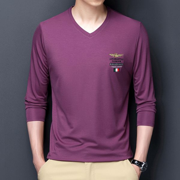 2021 spring young and middle-aged thin long sleeve v-neck embroidered t-shirt casual loose men's, Black
2021 spring young and middle-aged thin long sleeve v-neck embroidered t-shirt casual loose men's, Black