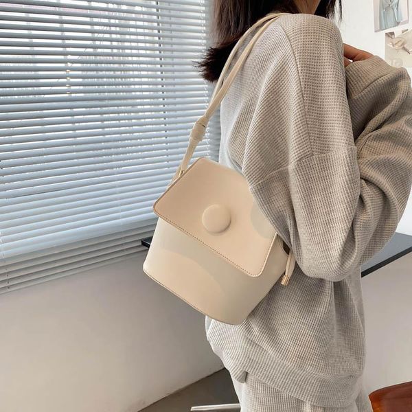 evening bags womens handbags design female 2021 summer fashion shoulder underarm bag purses 
evening bags womens handbags design female 2021 summer fashion shoulder underarm bag purses