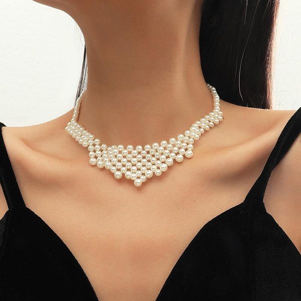 chokers european and american personality hand woven pearl clavicle necklace women's lovely jewelry, Golden;silver
chokers european and american personality hand woven pearl clavicle necklace women's lovely jewelry, Golden;silver