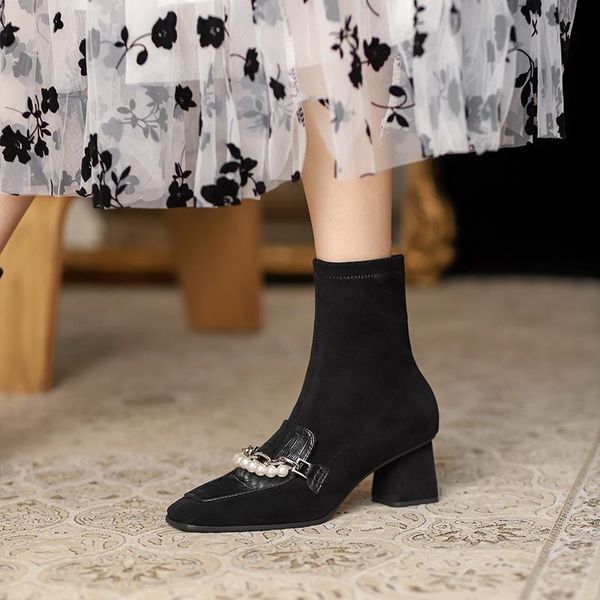 boots elegant ankle for women side zipper genuine leather high heels 2021 autumn winter wedding shoes woman, Black
boots elegant ankle for women side zipper genuine leather high heels 2021 autumn winter wedding shoes woman, Black