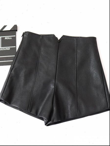 pu leather shorts ladies womens autumn and winter wear short high waist primer, White;black
pu leather shorts ladies womens autumn and winter wear short high waist primer, White;black