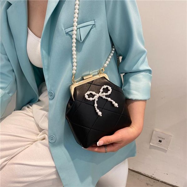 cross body high-quality ladies bow-knot rhombic shoulder bag 2021 sweet pearl chain handbags korean style buckle
cross body high-quality ladies bow-knot rhombic shoulder bag 2021 sweet pearl chain handbags korean style buckle