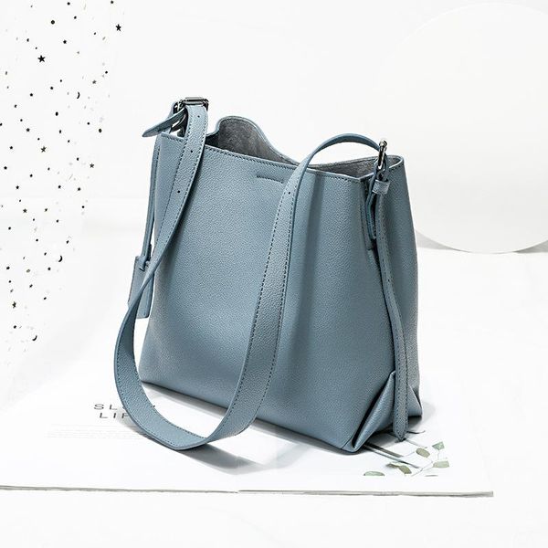 evening bags leather handbags cowhide large-capacity bag bucket shoulder simple women's temperament messenger handbag
evening bags leather handbags cowhide large-capacity bag bucket shoulder simple women's temperament messenger handbag