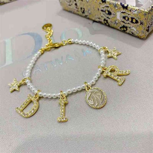 70% off outlet online new letter pearl necklace with diamond bracelet, Silver
70% off outlet online new letter pearl necklace with diamond bracelet, Silver