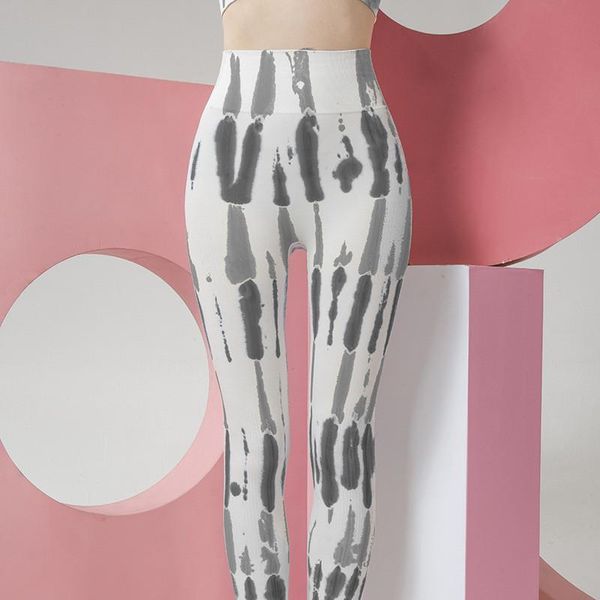 seamless printing yoga pants women gyms clothing female fitness running tights hip lift leggings high waist workout sport outfit
seamless printing yoga pants women gyms clothing female fitness running tights hip lift leggings high waist workout sport outfit