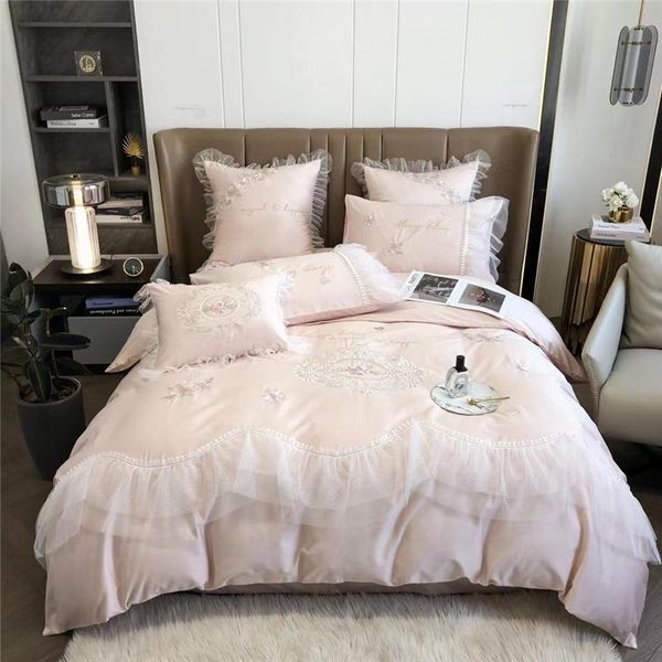 bedding sets luxury french princess set flowers embroidery lace quilt/duvet cover bed linen fitted sheet pillowcases home textiles
bedding sets luxury french princess set flowers embroidery lace quilt/duvet cover bed linen fitted sheet pillowcases home textiles