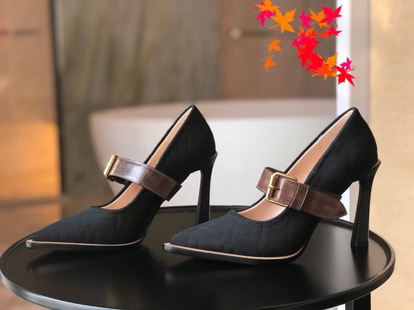 2021 fashion women shoes pumps casual sandals designer leather spikes slingback high heels designers luxury slides shoess with logo and box, Black
2021 fashion women shoes pumps casual sandals designer leather spikes slingback high heels designers luxury slides shoess with logo and box, Black