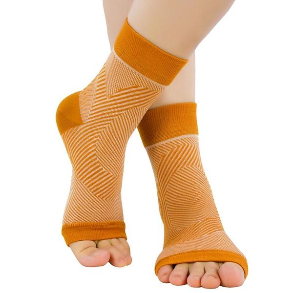 pair ankle support fitness compression protector anti-sweat basketball football tennis feet wrap braces, Blue;black
pair ankle support fitness compression protector anti-sweat basketball football tennis feet wrap braces, Blue;black