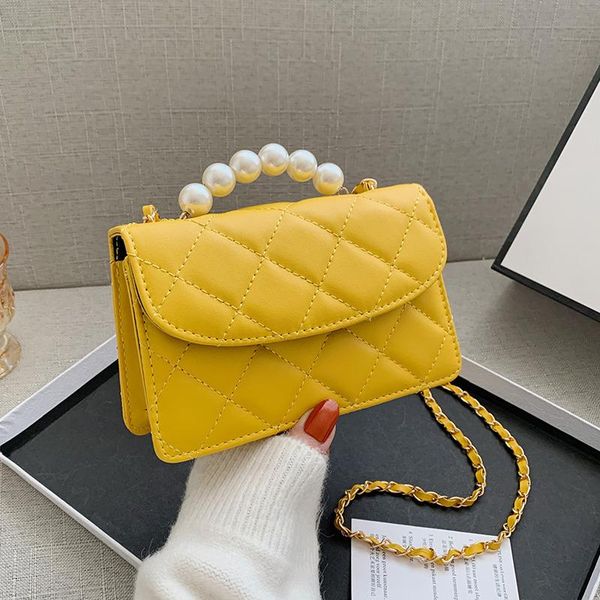 spring women's portable shoulder bag pu pearl simple and generous messenger diamond chain small square cross body
spring women's portable shoulder bag pu pearl simple and generous messenger diamond chain small square cross body