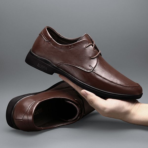 men's shoes with one foot set men's in summer fashion two-layer cowhide busins trend light four seasons casual, Black
men's shoes with one foot set men's in summer fashion two-layer cowhide busins trend light four seasons casual, Black