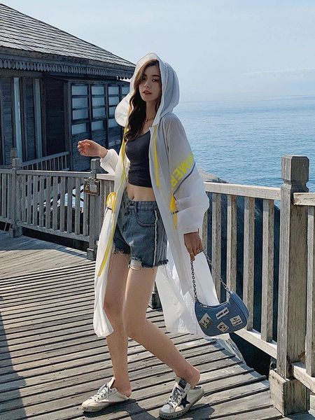 women's jackets sunscreen summer thin 2021 mid long casual loose korean jacket cardigan air conditioning shirt, Black;brown
women's jackets sunscreen summer thin 2021 mid long casual loose korean jacket cardigan air conditioning shirt, Black;brown