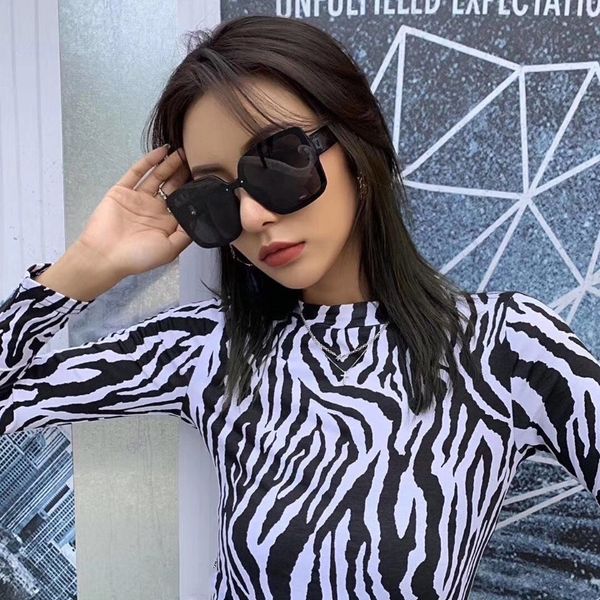 fashion sunglasses women brand designer cutting lens rimless gradient retro alloy frames eyewear, Blue
fashion sunglasses women brand designer cutting lens rimless gradient retro alloy frames eyewear, Blue