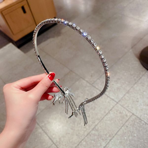 diamond bowknot tassel hairband exaggerated design fashion hair accessories temperament court style women, Golden;silver
diamond bowknot tassel hairband exaggerated design fashion hair accessories temperament court style women, Golden;silver