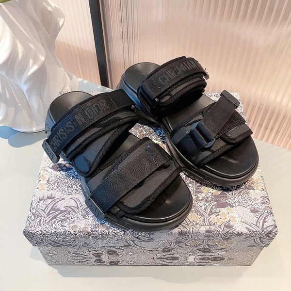 2021ss fashion trend popular women sandals ladies true leather flip flops loafers white black slides shoes size 35-40
2021ss fashion trend popular women sandals ladies true leather flip flops loafers white black slides shoes size 35-40
