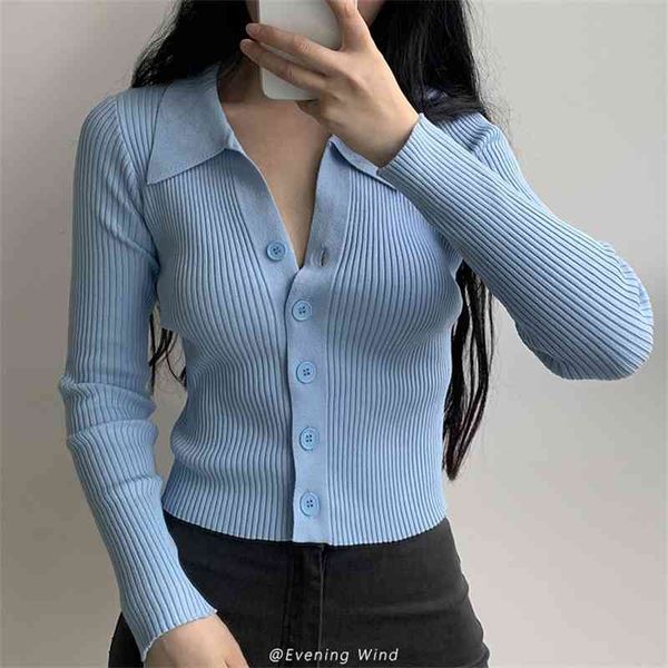 classic u.s. lapel notched breasted knitted cardigan women's v-neck slim short long sleeve bottomed sweater, White;black
classic u.s. lapel notched breasted knitted cardigan women's v-neck slim short long sleeve bottomed sweater, White;black