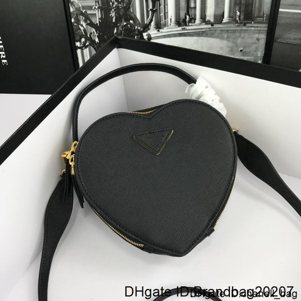 2020 fashion handbags heartsatchel designer shoulder bag chain handbag luxury crossbody purse lady tote bags love heart pattern
2020 fashion handbags heartsatchel designer shoulder bag chain handbag luxury crossbody purse lady tote bags love heart pattern