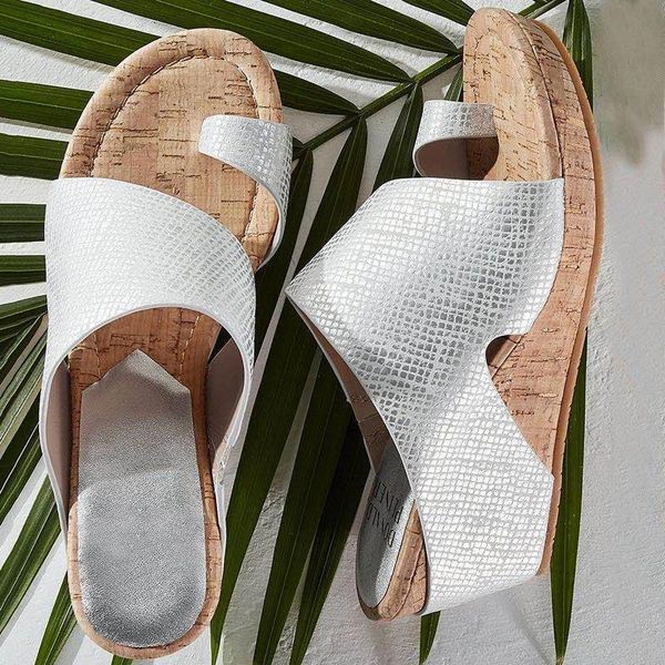 slippers women sandals clip toe wedges platform ladies casual flip flop 2021 shoes summer female plus size woman, Black
slippers women sandals clip toe wedges platform ladies casual flip flop 2021 shoes summer female plus size woman, Black