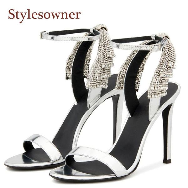 dress shoes 2021 summer wild word belt pointed toe ladies sandals rhinestone butterfly high heel stiletto banquet women, Black
dress shoes 2021 summer wild word belt pointed toe ladies sandals rhinestone butterfly high heel stiletto banquet women, Black