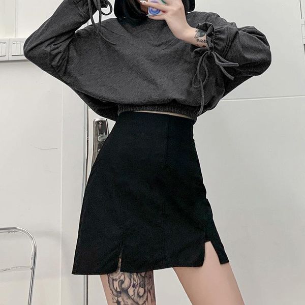 yoga outfit women's autumn and winter outdoor leisure loose running jacket hooded sleeve solid color cuff bandage waist guard
yoga outfit women's autumn and winter outdoor leisure loose running jacket hooded sleeve solid color cuff bandage waist guard