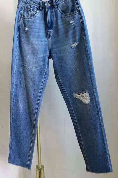women's jeans blue twill jeans 
women's jeans blue twill jeans