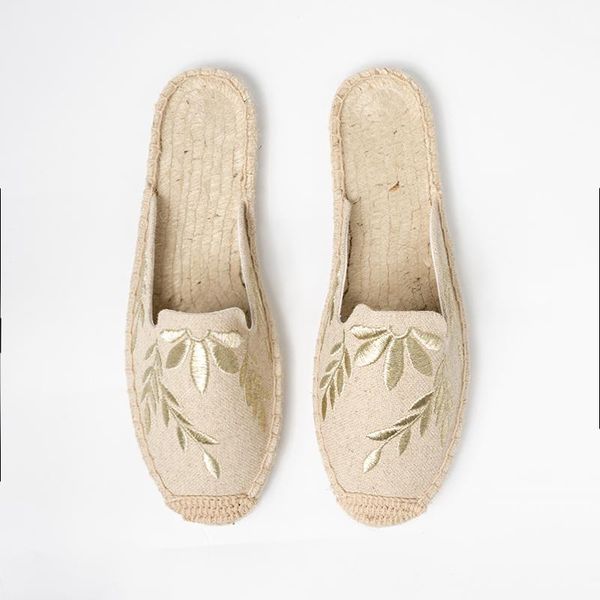 shoes woman 2021 female slippers cover toe loafers flat rome fabric rubber slides basic canvas cotton, Black
shoes woman 2021 female slippers cover toe loafers flat rome fabric rubber slides basic canvas cotton, Black