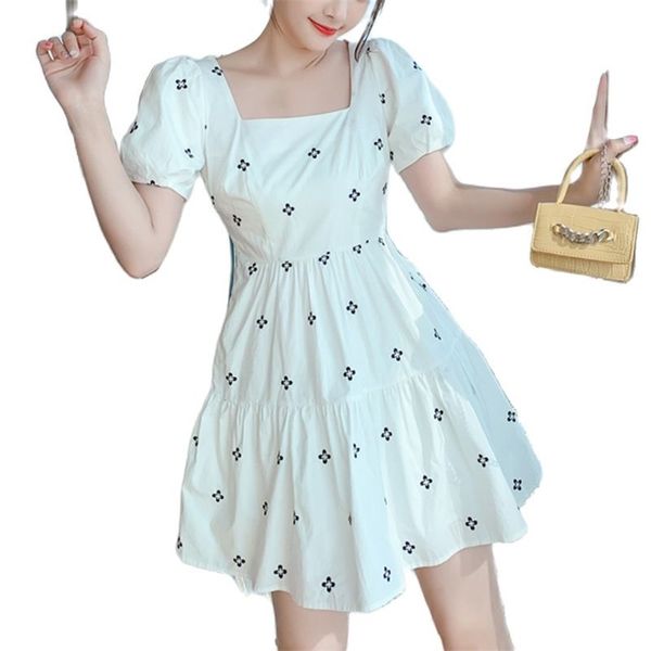 embroidered square neck doll dress with waist and thin a-line skirt female summer fashion women's clothing 210520, Black;gray
embroidered square neck doll dress with waist and thin a-line skirt female summer fashion women's clothing 210520, Black;gray