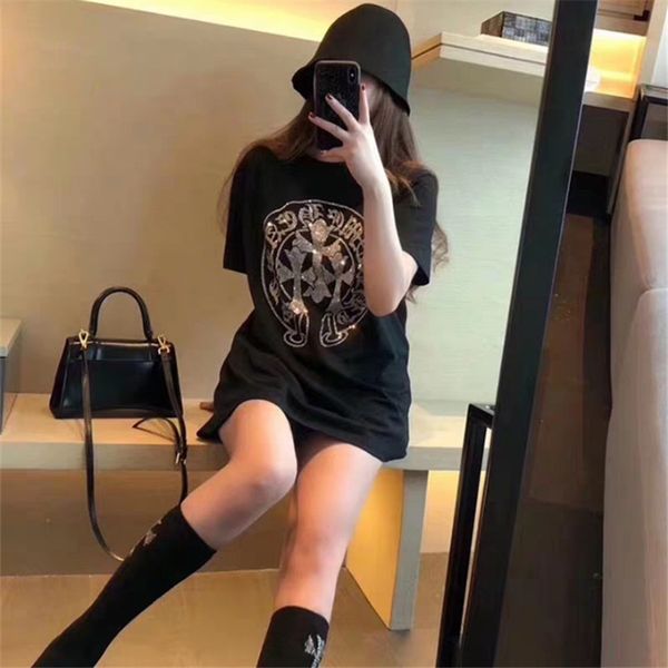 heavy correct version of summer sanskrit ch industry better drill cross short sleeve t-shirt female + socks, White
heavy correct version of summer sanskrit ch industry better drill cross short sleeve t-shirt female + socks, White
