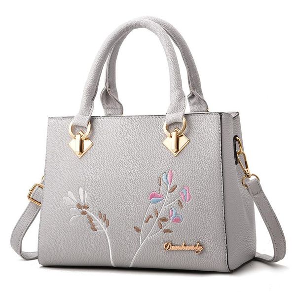 evening bags female leather hand for women 2021 flowers crossbody embroidery handbags ladies embroidered shoulder bag bolsa
evening bags female leather hand for women 2021 flowers crossbody embroidery handbags ladies embroidered shoulder bag bolsa