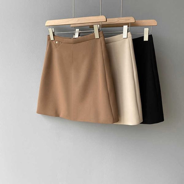 korea solid simple a-line skirt women summer high waist pocket hip slim suit 795 210607, Black
korea solid simple a-line skirt women summer high waist pocket hip slim suit 795 210607, Black
