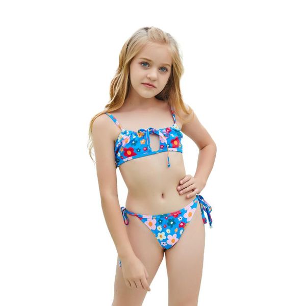 women's swimwear two piece cute bikini grils bandeau swimsuit lovely summer bathing suit beachwear, White;black
women's swimwear two piece cute bikini grils bandeau swimsuit lovely summer bathing suit beachwear, White;black