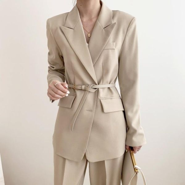work wear solid minimalist blazer women coat 2021 autumn elegant chic loose suit jack female blazers with belt women's suits &, White;black
work wear solid minimalist blazer women coat 2021 autumn elegant chic loose suit jack female blazers with belt women's suits &, White;black