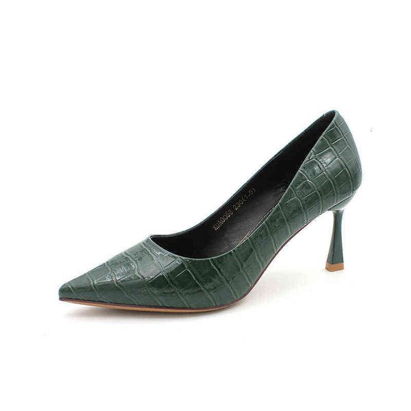 french small high-heeled single sho 2021 autumn versatile dark green pointed godds women's thin heels
french small high-heeled single sho 2021 autumn versatile dark green pointed godds women's thin heels
