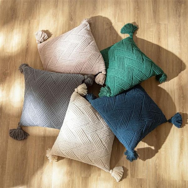 carpets nordic style solid color throw pillow case with tassels chenille cable knitted cushion cover without
carpets nordic style solid color throw pillow case with tassels chenille cable knitted cushion cover without