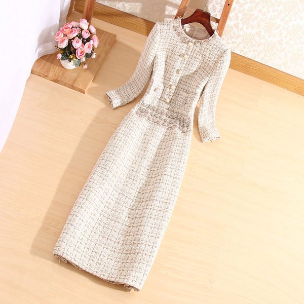 dress autumn and winter women boutique socialite elegant lady slim beading plaid dress s-xl, Black;gray
dress autumn and winter women boutique socialite elegant lady slim beading plaid dress s-xl, Black;gray