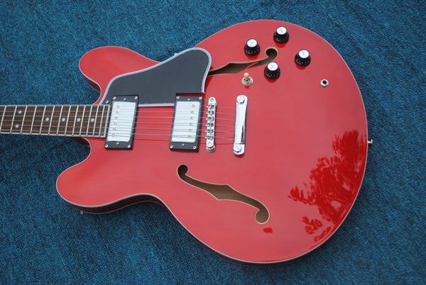 jazz custom electric guitar semi hollow body gold hardware black pickguard rosewood fingerboard
jazz custom electric guitar semi hollow body gold hardware black pickguard rosewood fingerboard