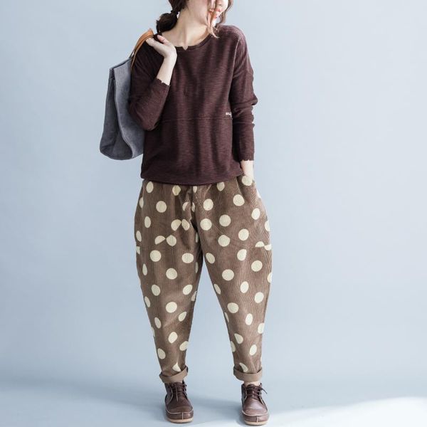 women's pants & capris plus size 2021 autumn winter women fashion corduroy harem female lady elastic waist polka dots casual long trous, Black;white
women's pants & capris plus size 2021 autumn winter women fashion corduroy harem female lady elastic waist polka dots casual long trous, Black;white