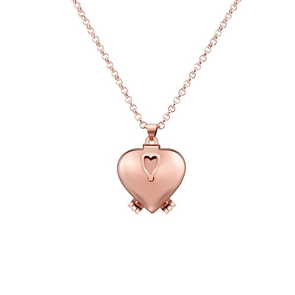 designer necklace luxury jewelry alloy chain choker neck enlarge po small box heart shaped creative gift decoration, Silver
designer necklace luxury jewelry alloy chain choker neck enlarge po small box heart shaped creative gift decoration, Silver