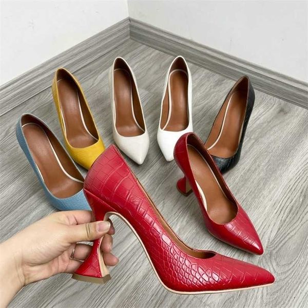 10cm classic woman pumps wedding shoes for women high heels vegan leather nude black blue white big size 211029
10cm classic woman pumps wedding shoes for women high heels vegan leather nude black blue white big size 211029