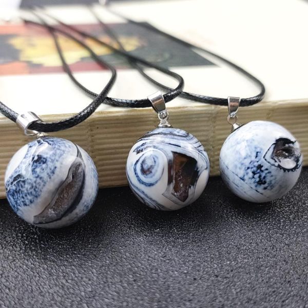 chains 3pcs 20mm ball natural agates open smile geode ghost eye pendant necklace energy healing meditation pendulum, Silver
chains 3pcs 20mm ball natural agates open smile geode ghost eye pendant necklace energy healing meditation pendulum, Silver