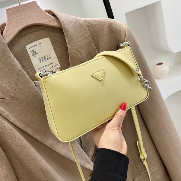 daily bag womens bag 2021 new trendy high sense tote bag portable shoulder crossbody versatile small square texture envelope package
daily bag womens bag 2021 new trendy high sense tote bag portable shoulder crossbody versatile small square texture envelope package
