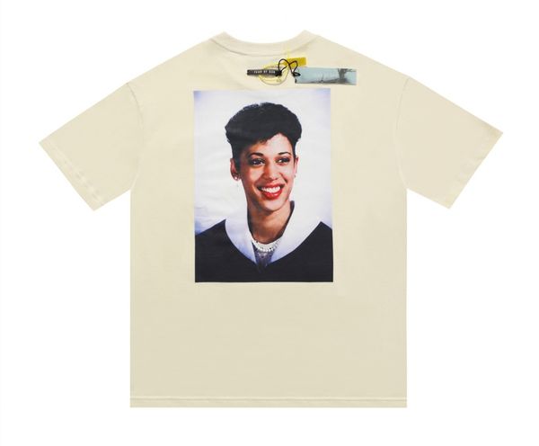 fear of god fog essentials double line spring/summer 2021 new style 3m reflective logo on the chest kh20 short-sleeved t-shirt with portrait, White;black
fear of god fog essentials double line spring/summer 2021 new style 3m reflective logo on the chest kh20 short-sleeved t-shirt with portrait, White;black
