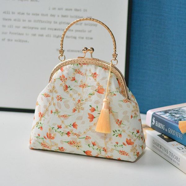evening bags luxury pearl handle women silk tassel handbags shoulder messenger bag wallets clutch purse jewelry hollow jacquard
evening bags luxury pearl handle women silk tassel handbags shoulder messenger bag wallets clutch purse jewelry hollow jacquard