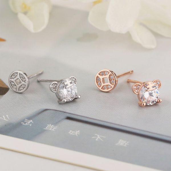 chenqi s925 silver cartoon tiger head coin irregular earrings women's fashion diamond earrings, Golden
chenqi s925 silver cartoon tiger head coin irregular earrings women's fashion diamond earrings, Golden