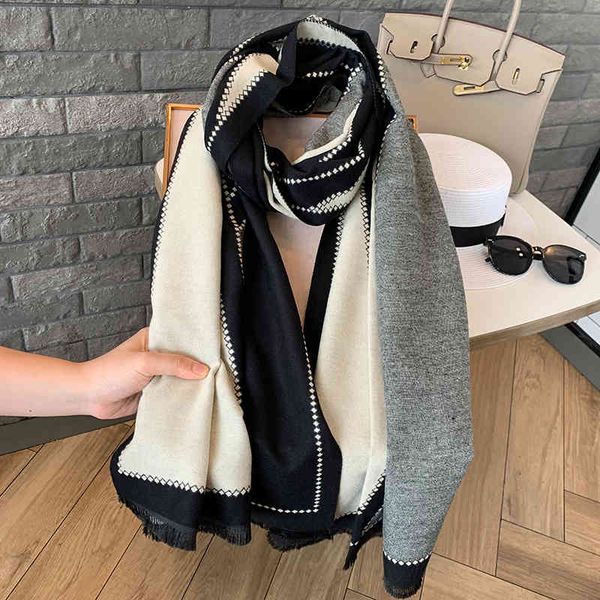 design imitation cashmere scarf women's simple versatile office thickened warm shawl sprg and autumn air conditioning room, Blue;gray
design imitation cashmere scarf women's simple versatile office thickened warm shawl sprg and autumn air conditioning room, Blue;gray