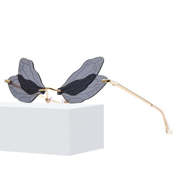 sunglasses dragonfly fashion trend sunshade mirror men and women metal frameless funny glasses, White;black
sunglasses dragonfly fashion trend sunshade mirror men and women metal frameless funny glasses, White;black