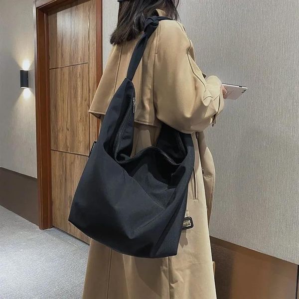 evening bags est canvas tote for women large causal capacity one-shoulder bag solid color female messenger
evening bags est canvas tote for women large causal capacity one-shoulder bag solid color female messenger