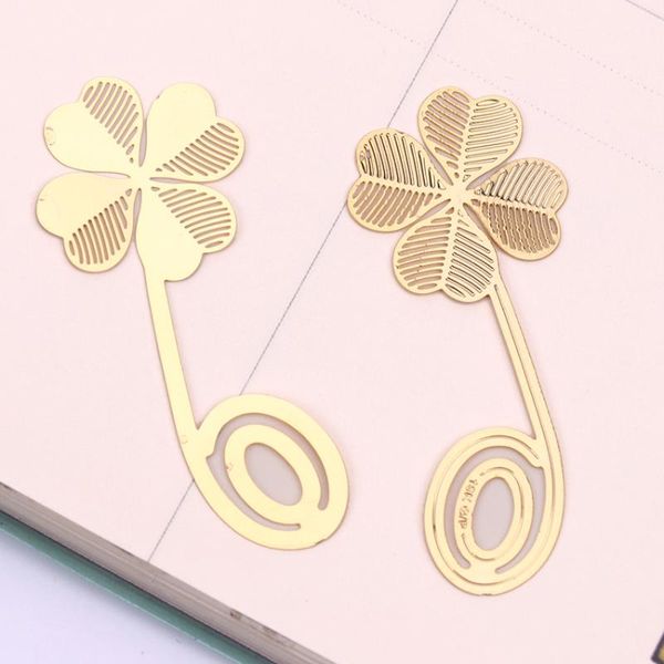 bookmark 1pc office reading mark book unique creative metal hollow four-leaf clover school supplies
bookmark 1pc office reading mark book unique creative metal hollow four-leaf clover school supplies