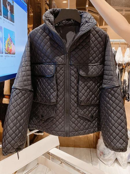 women's jackets white black fashion all-match argyle cotton liner jacket women stand-collar zip-up casual coat lady 2021 autumn, Black;brown
women's jackets white black fashion all-match argyle cotton liner jacket women stand-collar zip-up casual coat lady 2021 autumn, Black;brown