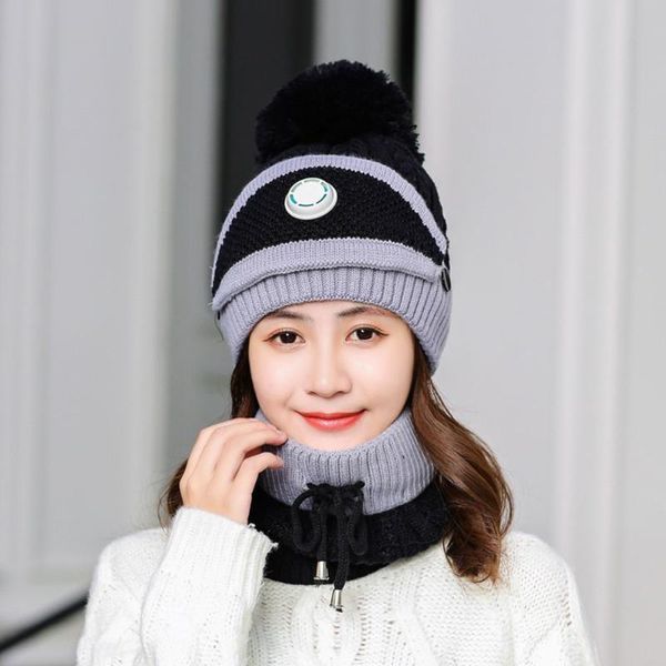 winter women girls sports cycling skiing knitted polar fleece warm hat scarf mask anti-fog plus velvet three-piece outdoor hats, Black;white
winter women girls sports cycling skiing knitted polar fleece warm hat scarf mask anti-fog plus velvet three-piece outdoor hats, Black;white
